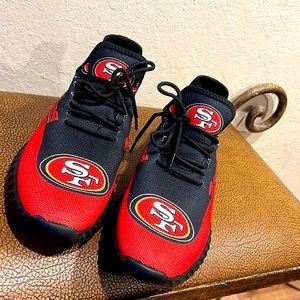 NFL SF 49ers 5 time Super Bowl Champions Lightweight Sneakers Size 43=10 Euro!